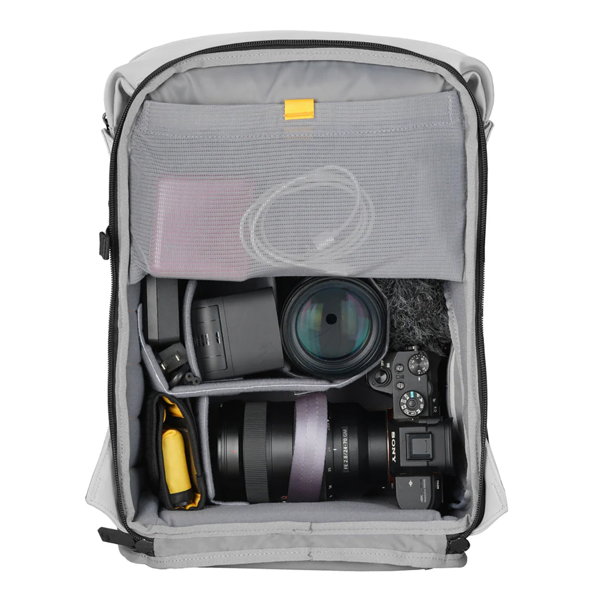 Vanguard VEO Lite B20L Lightweight 20L Camera Backpack – Cream