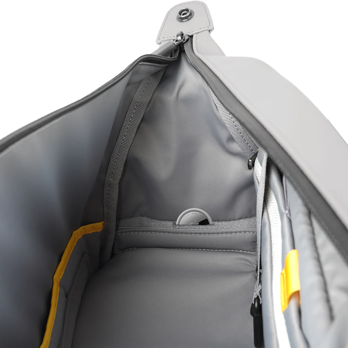 Vanguard VEO Lite B20L Lightweight 20L Camera Backpack – Cream