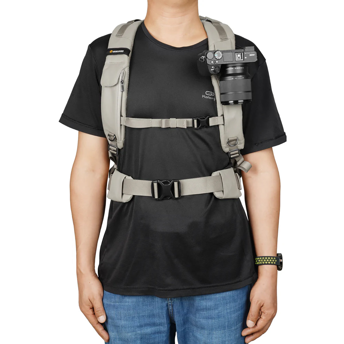 Vanguard VEO Metro B30L Lightweight 30L Camera Backpack with Laptop Sleeve – Cream