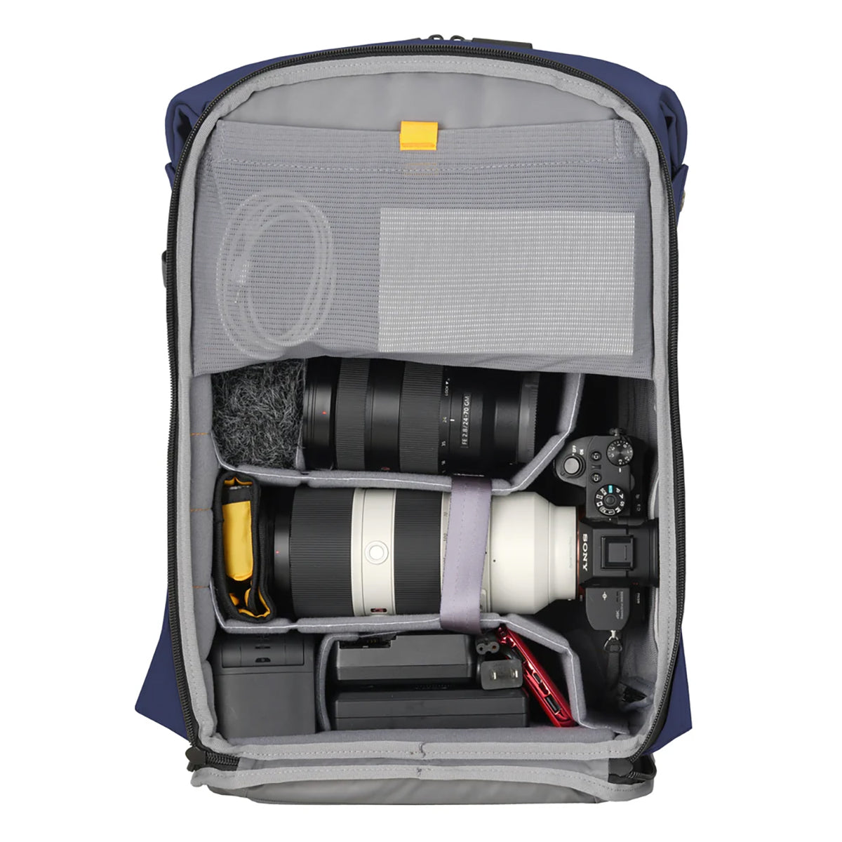 Vanguard VEO Lite Lightweight 25L Camera Backpack with Laptop Sleeve – Navy