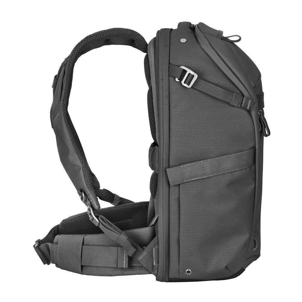 Vanguard VEO Metro 25L Camera & Everyday Backpack with 16" Laptop Compartment – Black