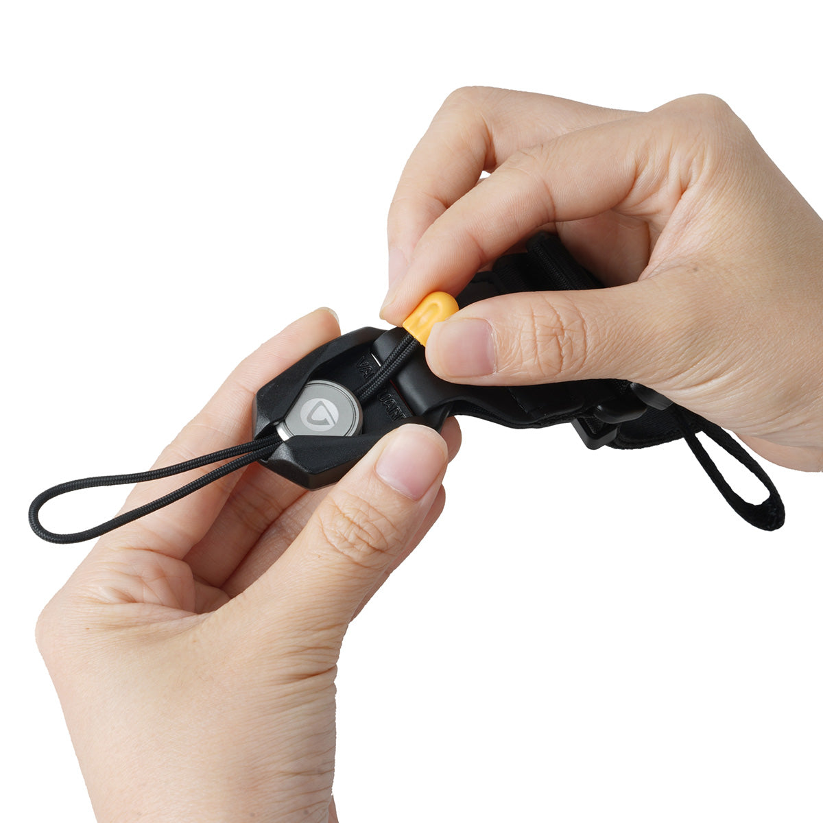 Vanguard Connect Quick NS38 Camera & Binocular Neck Strap with Quick Release – Black